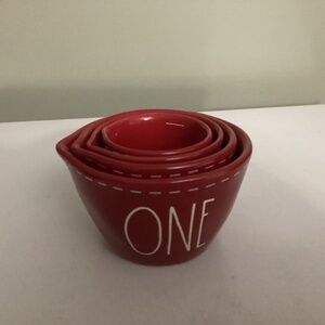 Rae Dunn measuring cups